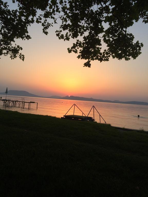 Willa Rozsa Nyaralohaz Balatonboglár Zewnętrze zdjęcie